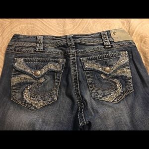 Silver Jeans - Bootcut w/ Beaded Pockets - 31/31